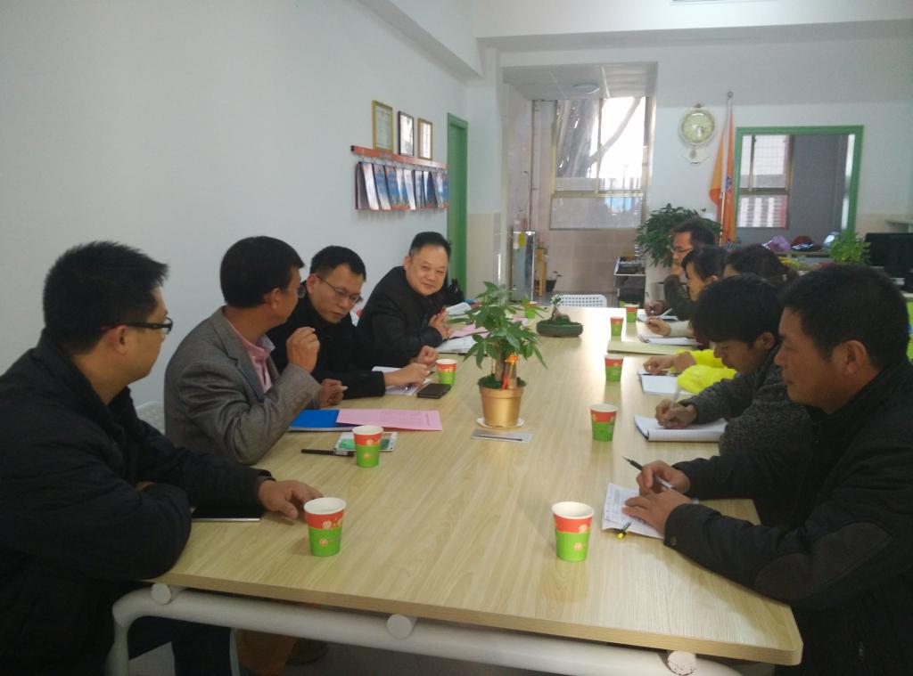 听取古雷学习点负责人汇报招生办学情况