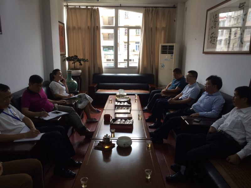 图2:与厦门集美达职业中专学校座谈分析中职衔接开放教育项目