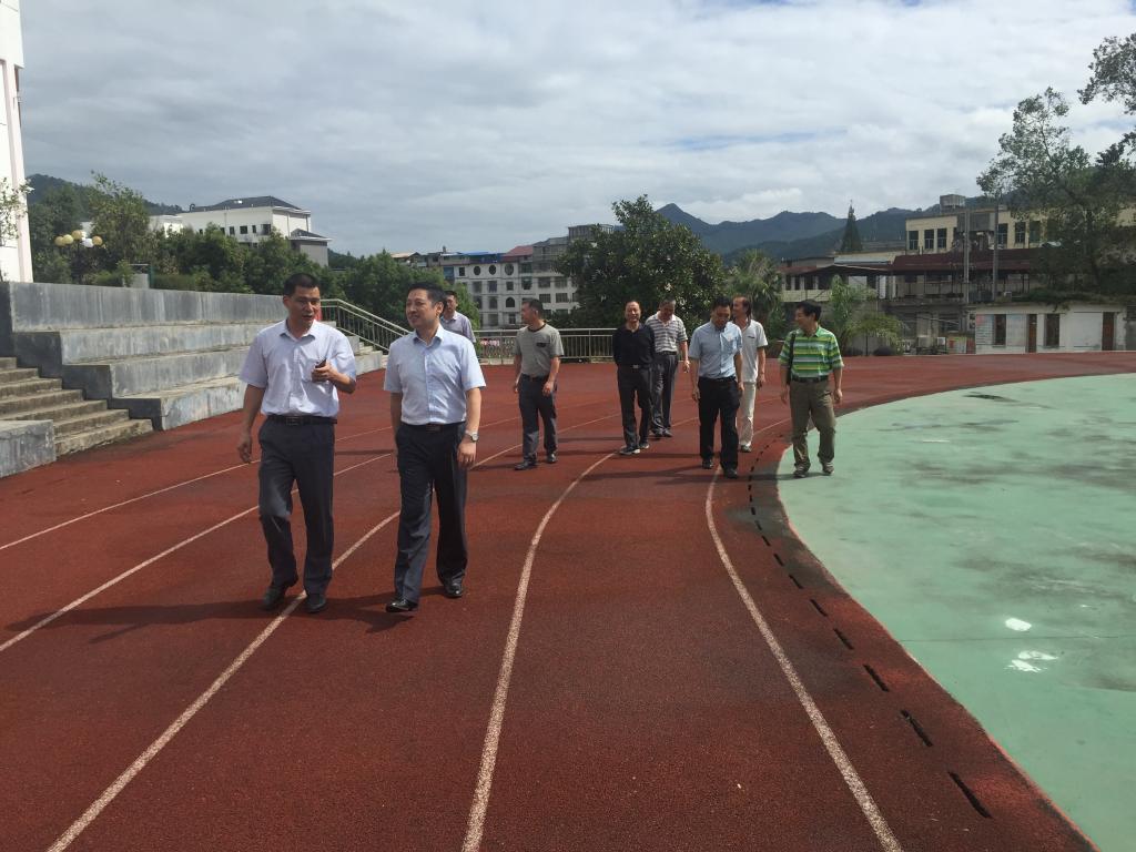 参观将乐职中校园