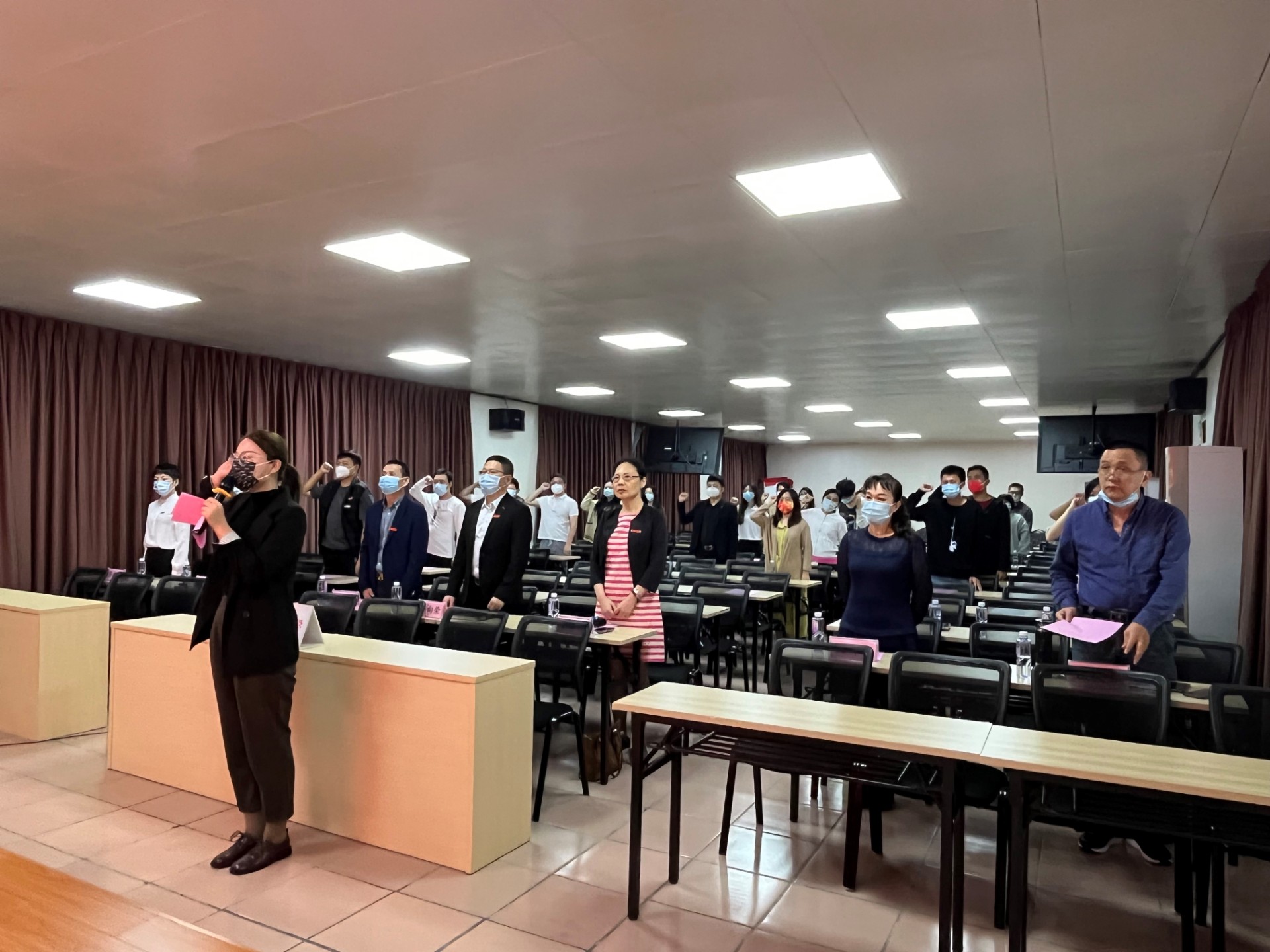 1652693627493844.jpg 1652693627493844.jpg